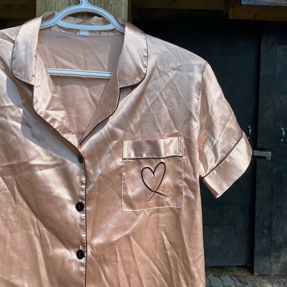 Silk PJ set - Picture 2 of 5